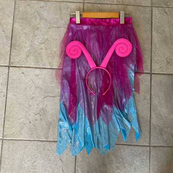 Halloween Costume, Rainbow Butterfly, Inflatable Costume, Child, One Size - Picture 3 of 3